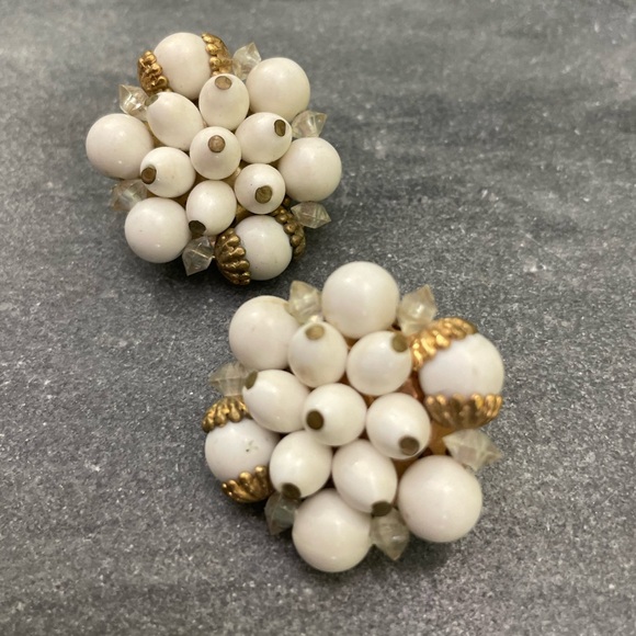 Vintage Beaded White Gold Cluster Earrings - Picture 3 of 5